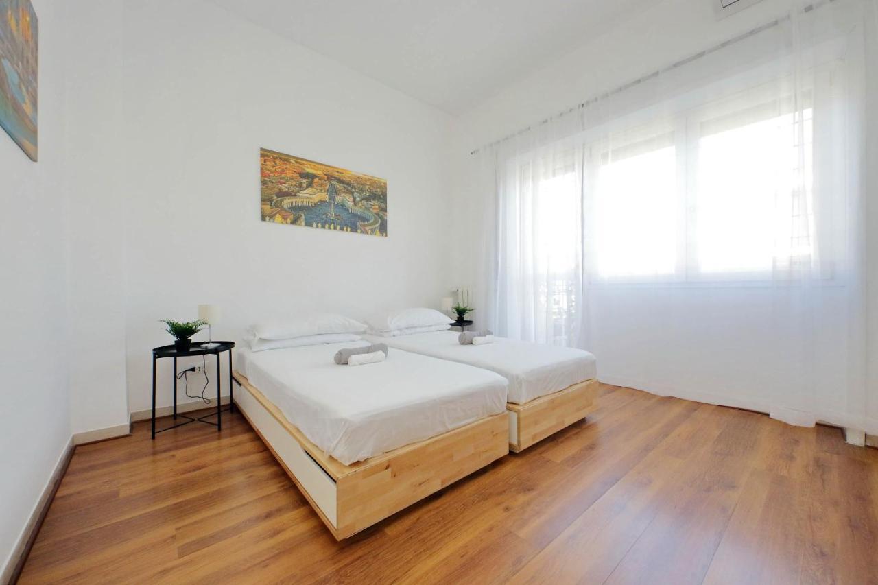 Zucchi Rooms Рим Екстериор снимка