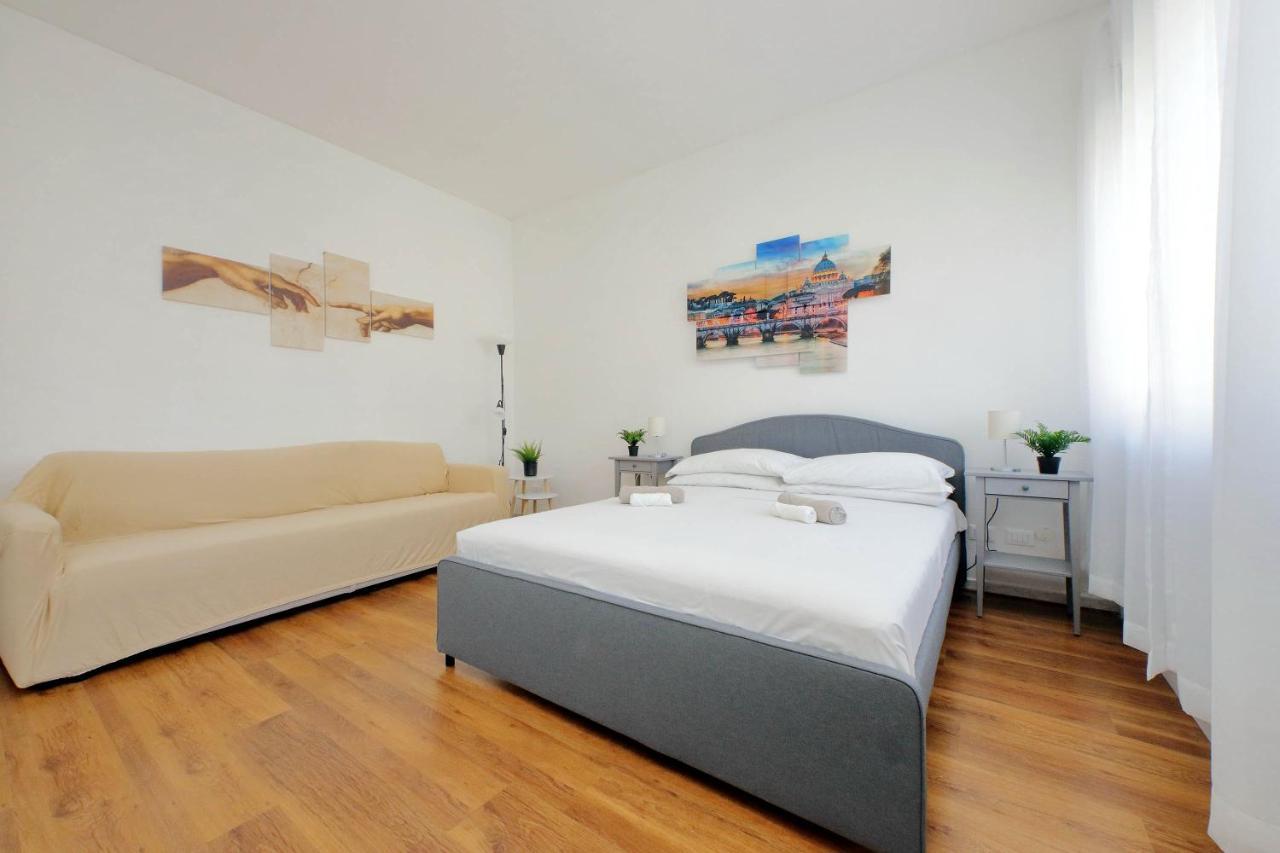 Zucchi Rooms Рим Екстериор снимка