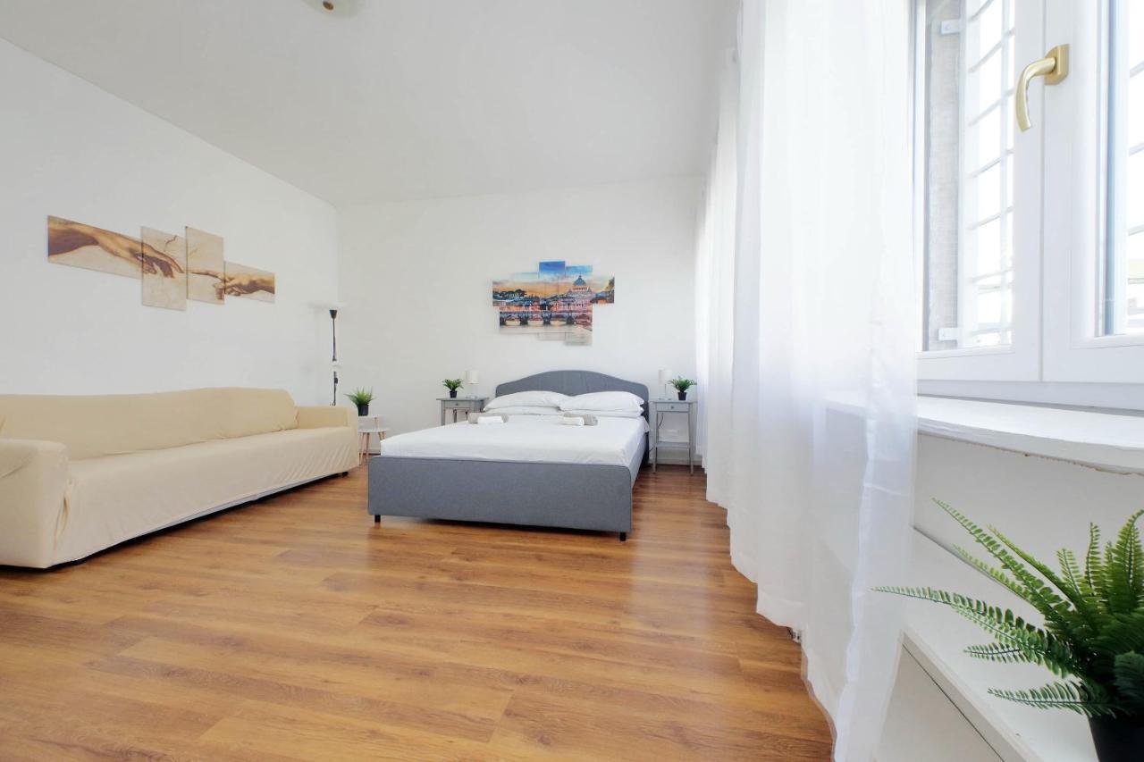 Zucchi Rooms Рим Екстериор снимка